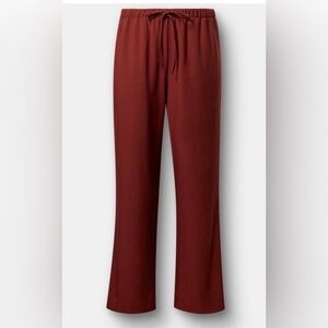 Torrid- High Rise Pull On Crepe Pants Size: 00 (10)